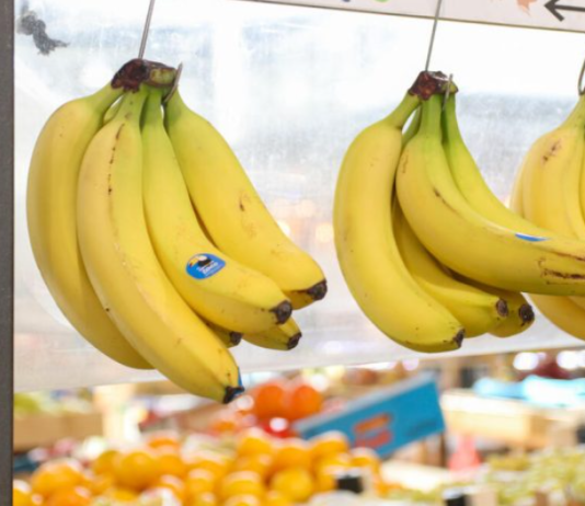 Skuhala je bananu i u vodu stavila ovaj začin: Tvrdi da je riješila problem koji sve muči, ŠOK