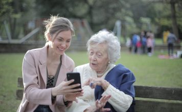 4 navike za sprječavanje demencije: živjela je do 103 godine i radila to svaki dan