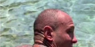 Bio sam u Grčkoj, a kada sam IZAŠAO IZ MORA SA OVIM NA LEĐIMA ljudi su bežali od mene i vrištali: Snimak zbog kog je internet POLUDEO – i jeziv i neverovatan u isto vreme