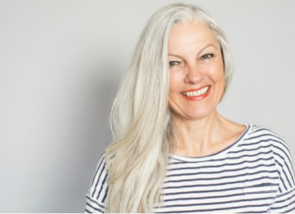 ŽENA POSLIJE 5O. GODINE NE TREBA DA IH NOSI: Izbacite 3 stvari iz GARDEROBE i bićete ODMAH mlađe za deceniju