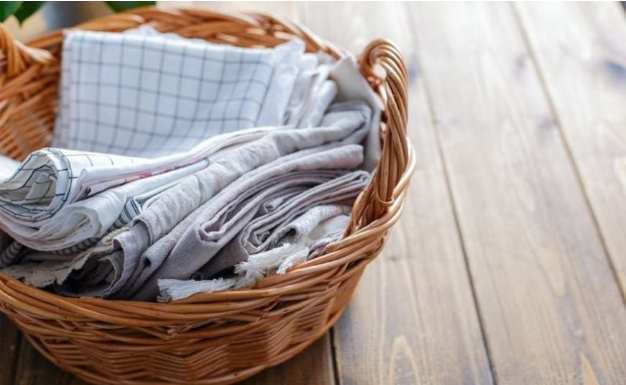 Ako hoćete krpe bez fleka bijele kao snijeg potopite ih u OVU tečnost!