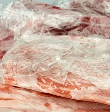 Ovako odmrzavate meso za 5 MINUTA: Da sam bar ranije znao ovaj trik!