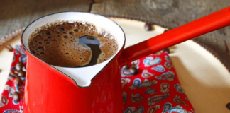 UJUTRO ČIM POPIJETE KAFU MORATE U WC: Oglasili se ljekari – evo ŠTO vam se to dešava