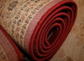 BEZ IZNOŠENJA I RIBANJA: Evo kako da temeljno očistite tepih, za svega 10 minuta biće kao nov