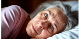 Zašto se stariji ljudi bude u 3 ujutro: Evo šta to zapravo znači