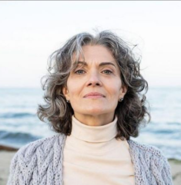 Kako razumjeti kada je žena stara: Jedna stvar koju žena radi otkriva “staru ženu” u njenom srcu