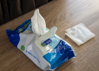 Ubacite vlažnu maramicu u mašinu za pranje veša i gledajte rezultat posle pranja: Nema boljeg trika