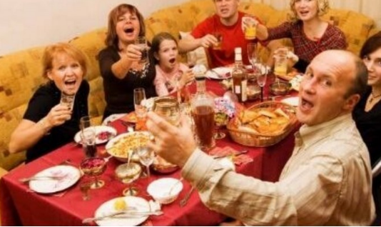 Zašto sve manje ljudi poziva goste u svoj dom: 6 glavnih razloga