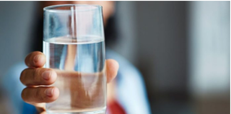 Evo kako pijenje čase vode na prazan želudac moze da djeluje na vaš organizam