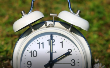 Bliži nam se pomicanje sata, ove godine s jednom promjenom koja će mnoge oduševiti