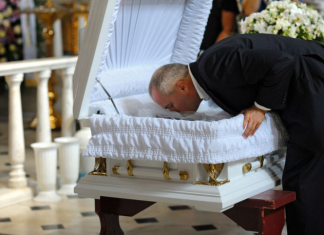 Posle sahrane voljene osobe odmah se iznose 4 stvari napolje: Narodno verovanje kaže da duša ne može da ode dok su one tu