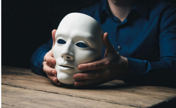 U 9 SITUACIJA PADAJU MASKE: Da biste saznali kakav je neko čovjek, izvedite ga na ova mjesta