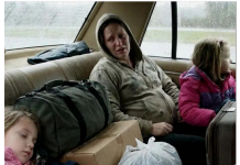 Izbacili su mene i moje tri kćerke jer nisam rodila sina – ali ono što se dogodilo poslije promijenilo je sve