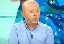 Ljudi misle da im je pao pritisak, A USTVARl lM JE SRCE STAL0: Poznati kardiolog otkrio šta prvo da uradite kad preskače i lupa