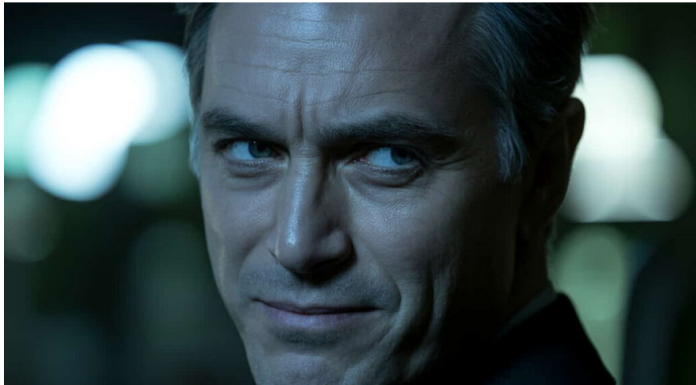 Lako je prepoznati onog ko vam zavidi: 4 skrivena znaka da se neko raduje vašoj patnji