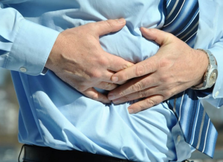 Jedna navika razara jetru gore nego alkohol: Da li ste među onima koji ovo redovno rade?