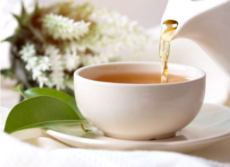 ČAJ OD LOVORA NA PRAZAN STOMAK: Jednostavan jutarnji ritual za PRIRODNO zdravlje