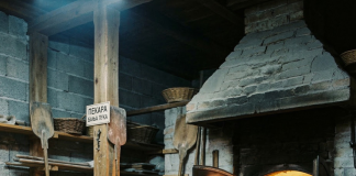 Stari pekar je završio u bolnici i mislio da je sve izgubio, a onda je video šta komšije rade noću