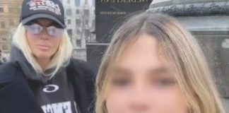 Ne skrivaju više ljubav Nika otkrila s kim je u vezi! On ima 58 godina, pr0paIica i kIošar sa estrade? Duško i Jelena poludili kad su vidjeli ko je u pitanju, A ni vama neće biti dobro!! - featured image