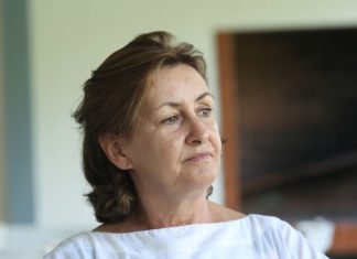 10 kućnih navika koje čine da žena izgleda staro i zapušteno: Dodaju joj godine u trenu - featured image