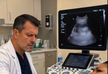 Žena je bila uvjerena da je već osam mjeseci trudna i došla je na rutinski ultrazvučni pregled, ali u trenutku kada je doktor pogledao ekran, oči su mu se širom otvorile od užasa. 😨 - featured image